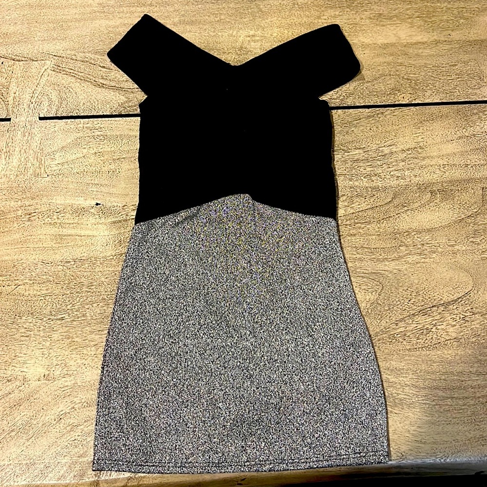 Girls  sparkly party dress. NWT
